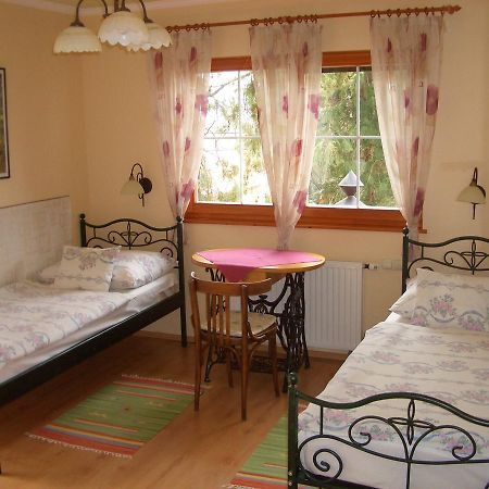Bundi Vendeghaz Hotel Kehidakustany Bagian luar foto